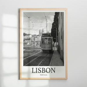 Lizbona Wydruk Fotograficzny Żółtego Tramwaju Podróży Zdjęcie Lizbona Sztuka Dekoracji Zdjęcie Podróży Sztuka Prezent Dla Podróży Sztuka Ścienna Sztuka Oprawione Zdjęcie Podróży Wydruk