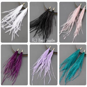 Longues franges en plumes avec connecteur en or. 120 mm de long x 36 mm de large, vendus par la paire (2 pièces), plusieurs couleurs. DIY boucles d'oreilles, bijoux