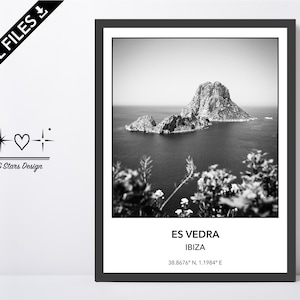 Digitales Foto von Es Vedra in Ibiza, Spanien, Europa, Stadt, schwarz weiß, Lage, druckbare Wandkunst, Druck, Poster, Koordinaten, Insel
