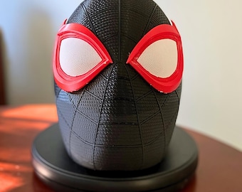 3Dプリントのマイルズ・モラレスマスク：スパイダーマンのコスプレヘルメット