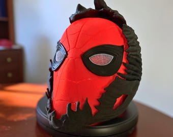 Máscara de Spiderman Venom impresa en 3D: casco de cosplay único