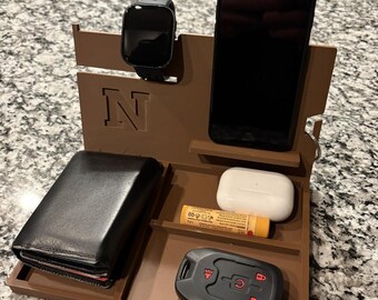 Bandeja Organizadora Personalizada Impressa em 3D | Organizador de Carteira e Relógio | Porta-Objetos para Mesa de Cabeceira | Presente para Pai ou Marido