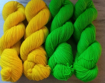 Hand-dyed 4-ply sock yarn, yellow sun or kelly green