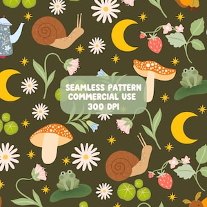 Peut inclure: Motif sans couture avec des illustrations de champignons, d'escargots, de marguerites, de croissants de lune, de fraises et de grenouilles sur fond vert foncé. Le texte "SEAMLESS PATTERN COMMERCIAL USE 300 DPI" est inclus.