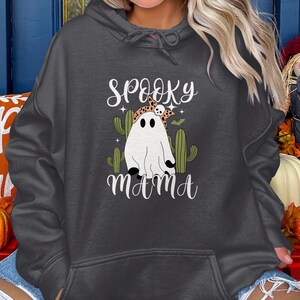Spooky mama Sweatshirt, Gift for Mom who loves Halloween, Comfy Halloween Sweatshirt, Western Themed Halloween Sweatshirt, Gildan 18500