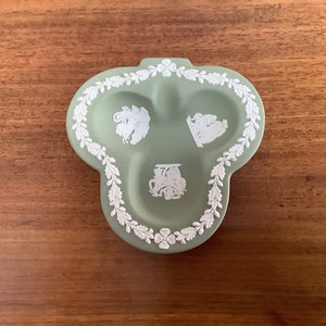 Wedgwood Jasperware dish trinket bowl