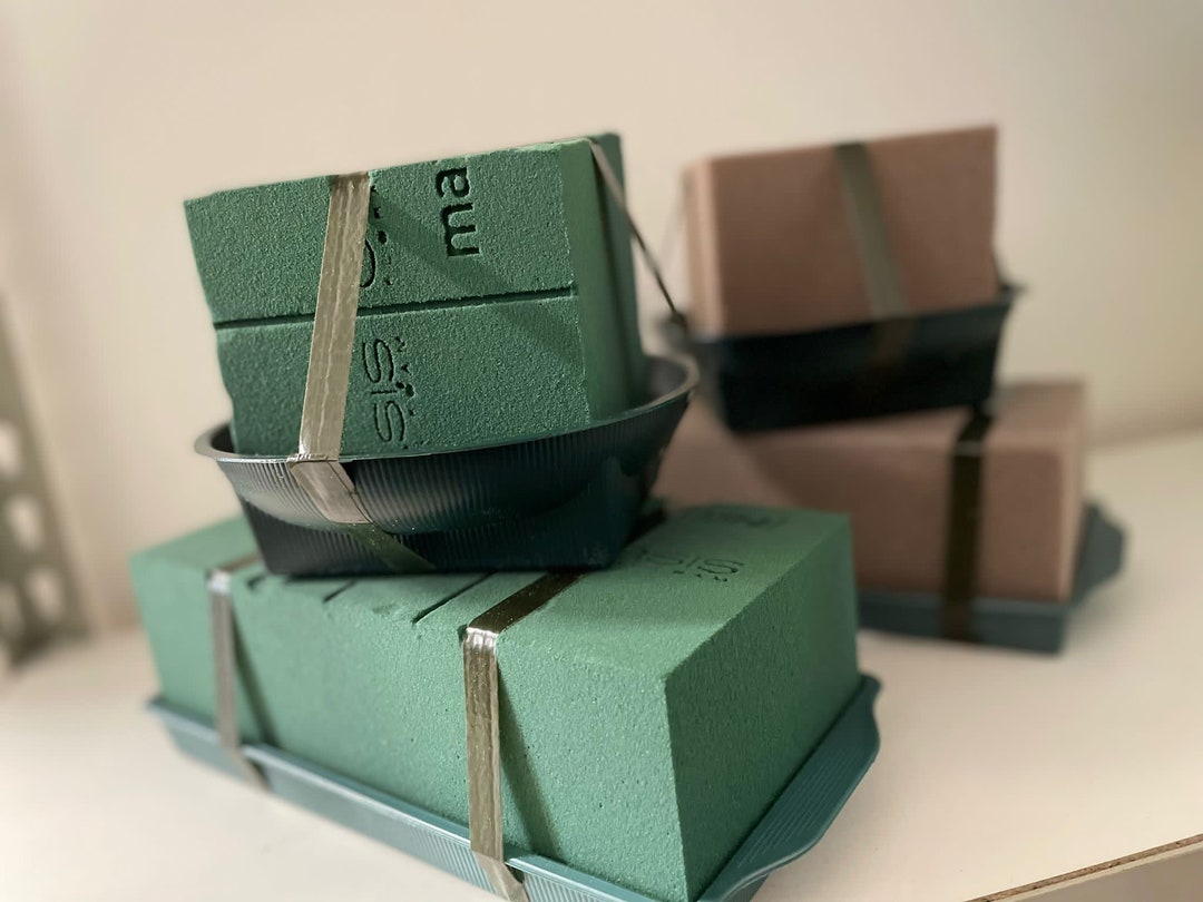 Flower Arranging Oasis Floral Foam in Tray Wet or Dry Flower Etsy UK