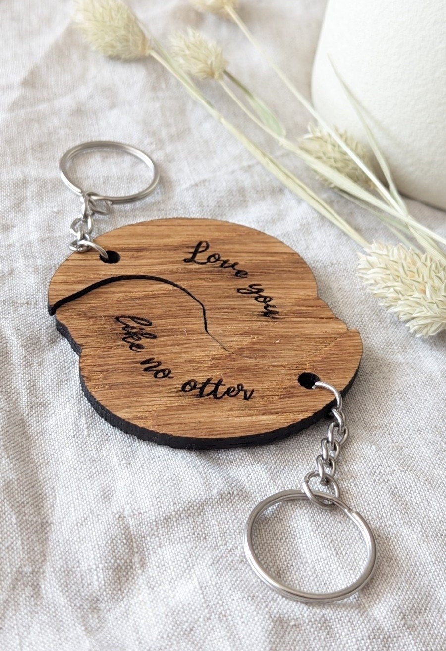 Porte-clés Couple Loutres En Bois - Puzzle Câlin Mignon - Cadeau Anniversaire Ou Noël Romantique