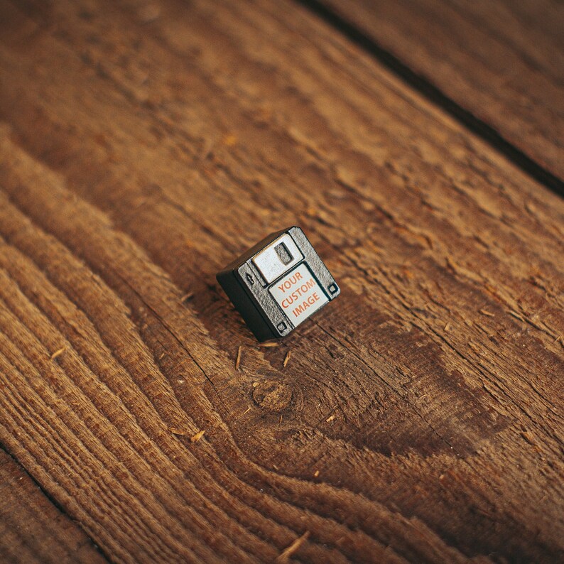 Custom Floppy Disk Artisan Keycap For Mechanical Gaming image 3