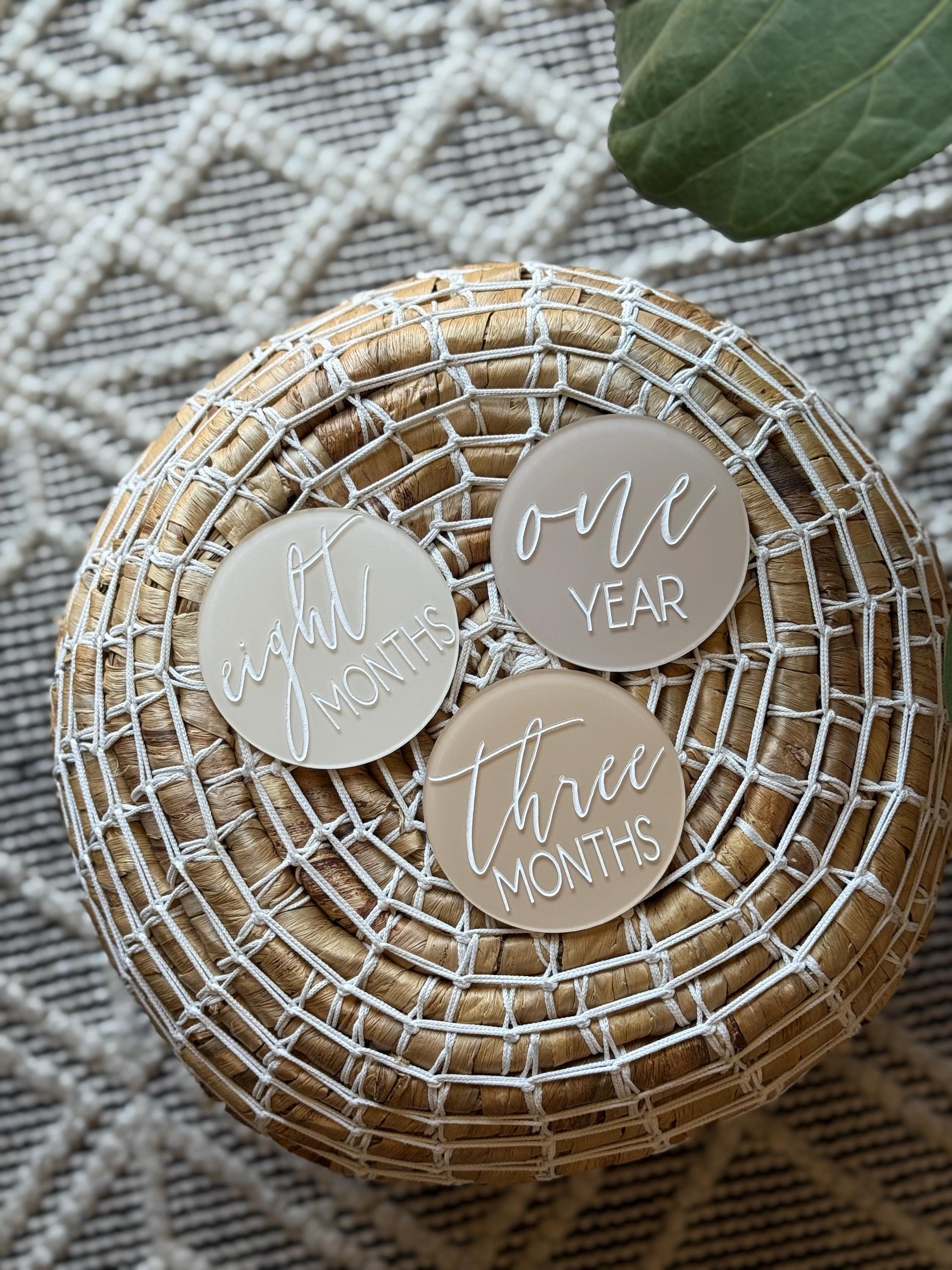 Acrylic Baby Monthly Milestone Discs, Round Monthly Milestone Markers ...