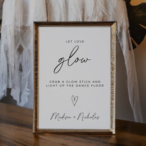 Let Love Glow Sign, Sparklers Sign, Glow Stick Wedding Sign Template, Glow  Sticks Send off Template, Wedding Glow Sticks Sign Celine -  Sweden