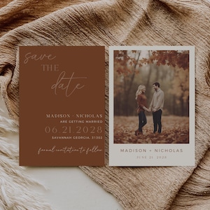 Modèle réservez cette date automne, papeterie de mariage imprimable en terre cuite, carte réservez cette date aux tons ocre avec photo, entièrement modifiable sur Canva