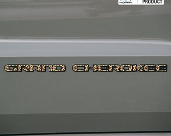 Jeep GRAND CHEROKEE Animal Print Emblem Overlay – WK2 2017-2022
