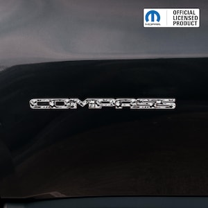COMPASS dörremblemdekaler – kamouflagetryck | Passar Jeep Compass 2011–2025
