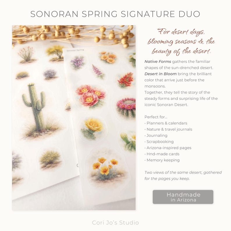 Może przedstawiać: Dwa arkusze naklejek z akwarelowymi ilustracjami flory pustyni Sonora, w tym kaktus&oacute;w i kwitnących kwiat&oacute;w pustynnych. Tekst zawiera napisy SONORAN SPRING SIGNATURE DUO, For desert days, blooming seasons & the beauty of the desert, Native Forms, Desert in Bloom oraz Handmade in Arizona.
