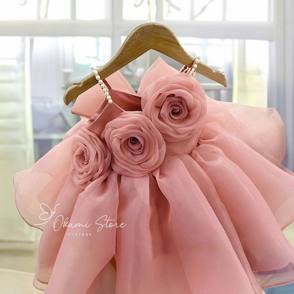 Robe bébé rose scintillant rose poudré - tenue pour 1er anniversaire - cadeaux bébé fille - robe bébé personnalisée en tulle satiné fait main robe perle duveteuse pour filles