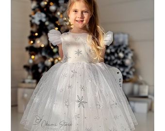 Silver girl dress snowflakes, baby girl birthday dress, sparkling snowflakes baby dress, baby Christmas dress, Christmas photoshoot dress