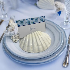 Shell place card holder scallops