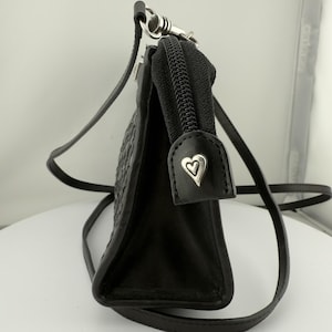 Vtg Brighton Crossbody Purse Black Romag Embossed Leather Organizer Weave Accent image 6