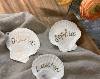 Hand Lettered Seashell Place Cards | Coastal Wedding Table Decor