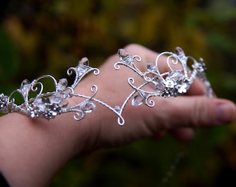 Elven circlet. Elf Wedding crown. Elvish tiara. fairy cosplay headpice. Bridal medieval crown