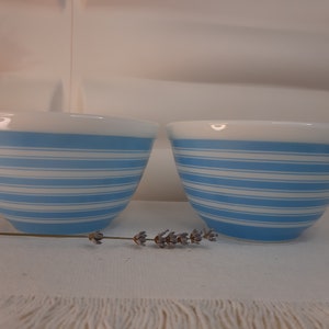 Bols Pyrex rayés bleus, motif Rainbow Stripes, bol gigogne 401, 1950-60, vintage