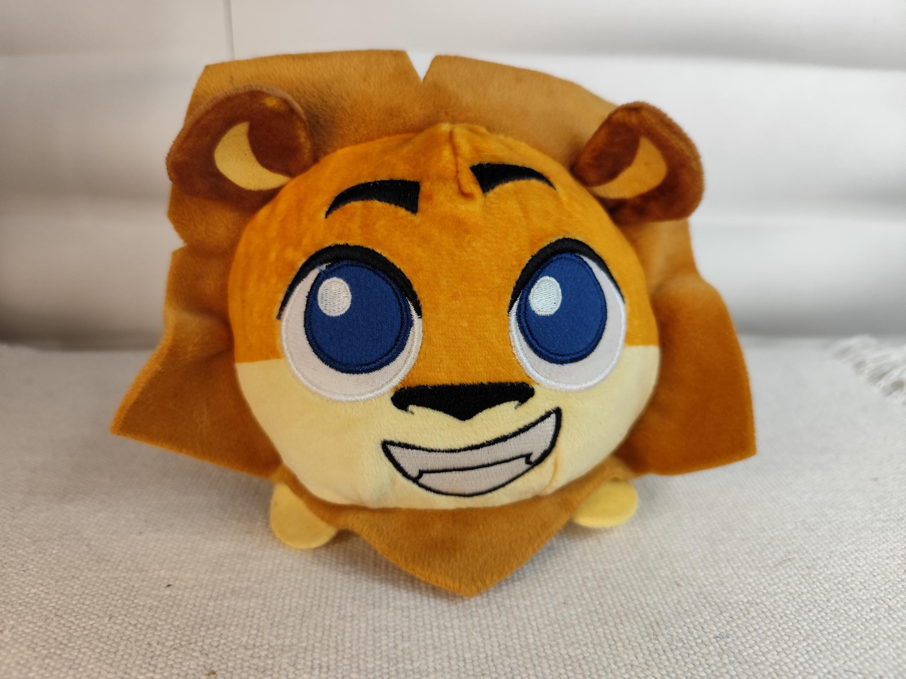 Madagascar alex - Etsy 日本