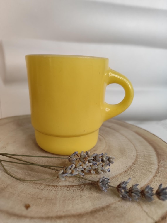 ファイヤーキング USAヴィンテージ アボカド アメリカ製ボウル イエロー ファイヤーキング USAヴィンテージ アボカド アメリカ製ボウル