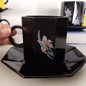 Set of 4 cups and saucers, Arcoroc Black Novoctime Borneo, 1980, Rare