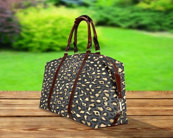 Black and Gold Leopard pattern Waterproof Travel Bag, Weekend Bag, Waterproof Shoulder Bag, Holiday Duffel Bag, Flight Bag