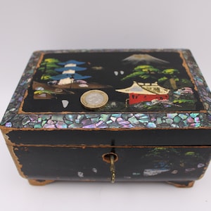 Japanese Vintage Jewellery Box