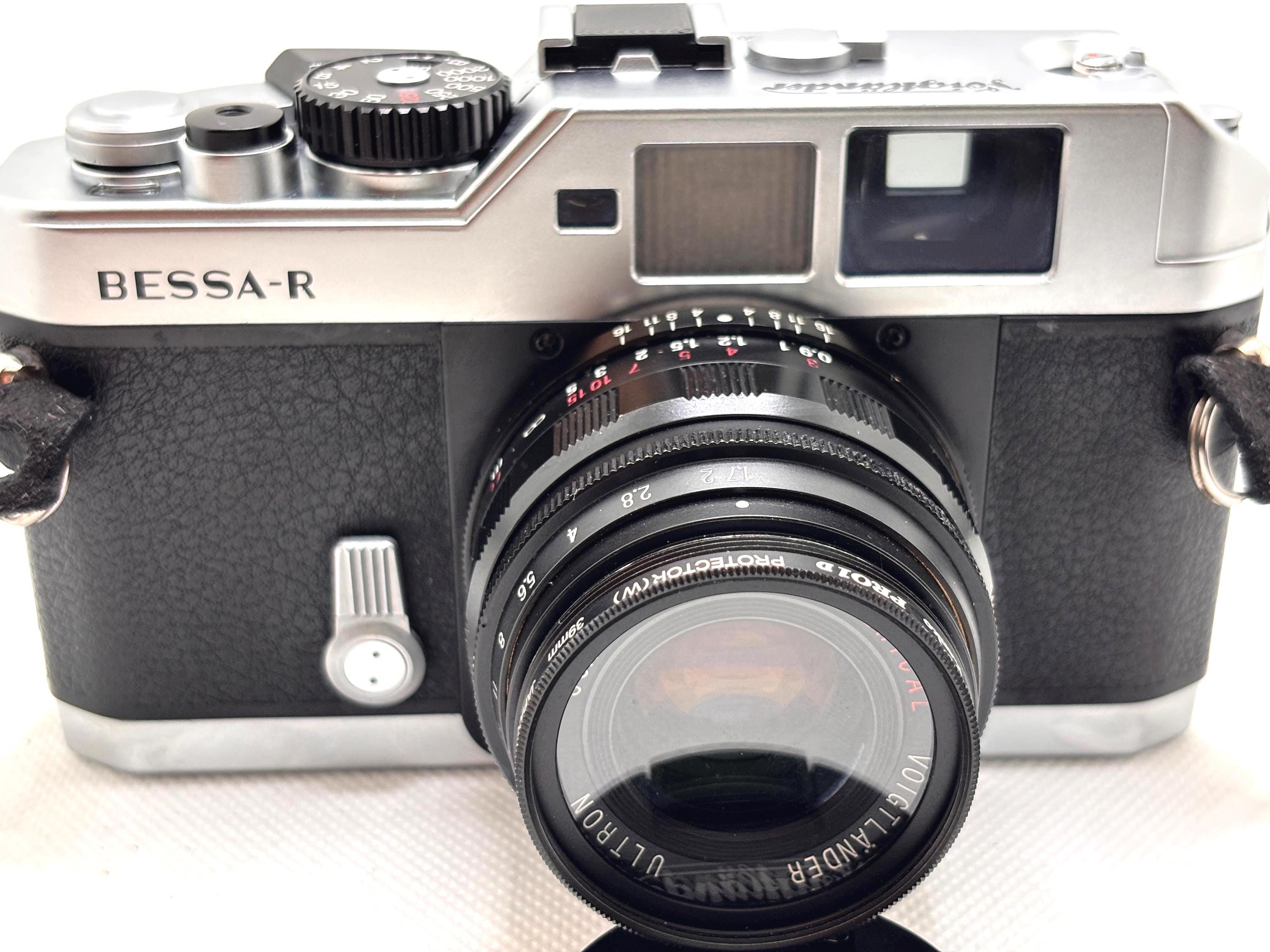 BESSA-R シルバー レンズ ULTRON 35mm F1.7 Voigtlander Bessa R Rangefinder Camera With Ultron 35mm F1.7 Lens