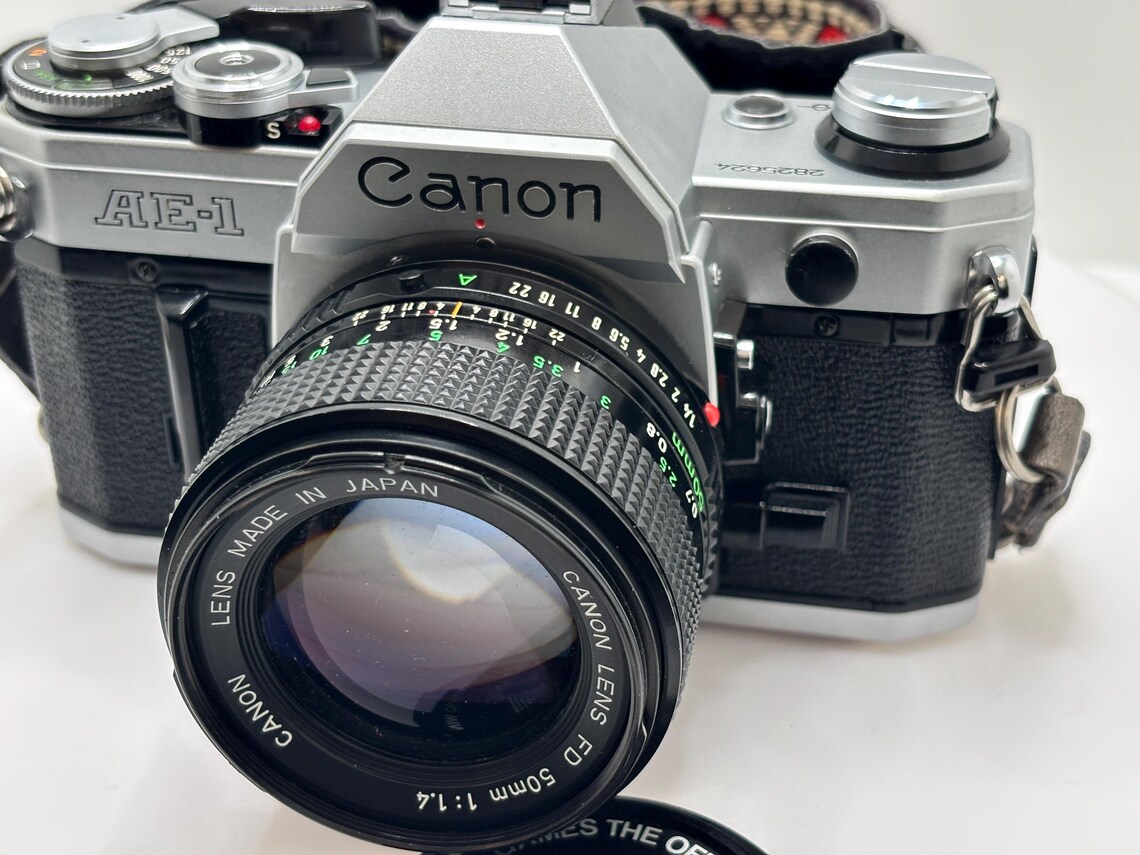 Canon AE-1, photo 3 of 5