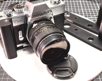 Ergonomic Camera Grip Compatible with all Minolta SRT Cameras - NEW