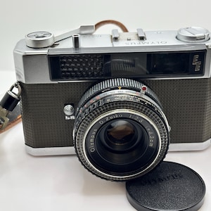 Rare Olympus EE – 35mm Rangefinder Film Camera with D.Zuiko 4.3cm f/2.5