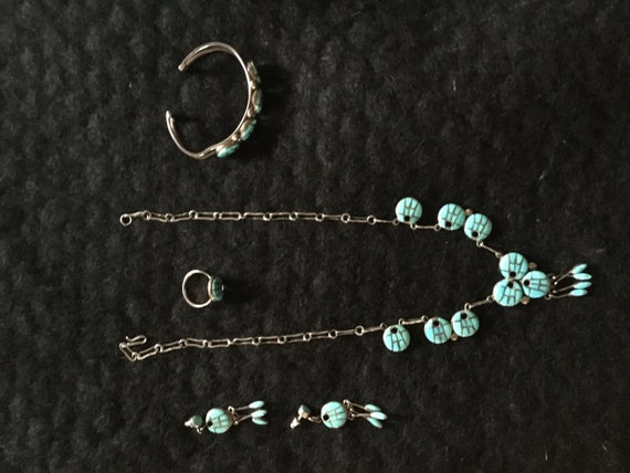 Exquisite Zuni Turquoise Set Gem