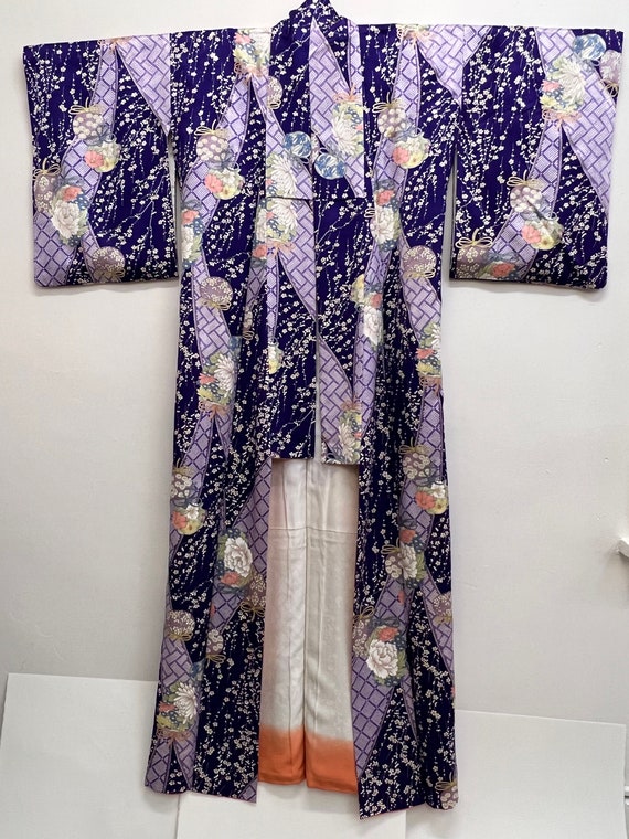 Japanese Silk Kimono Gown - image 6
