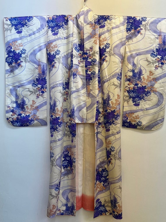 Antique Silk Japanese Furisode Kimono - image 3