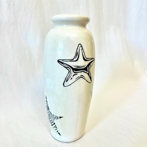 Handmade Ceramic Vase with Black Star Illustrations – Modern Star Art Pottery