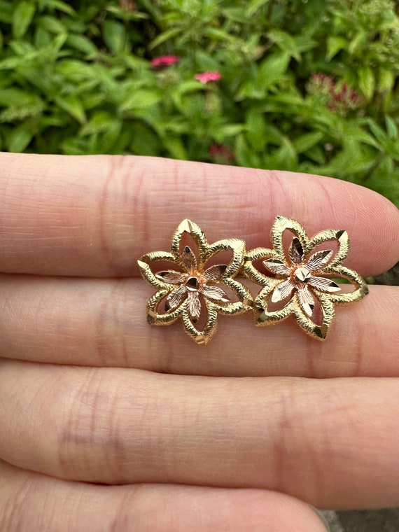 Vintage 14kt Yellow And Rose Gold Mini Flower Stu… - image 7