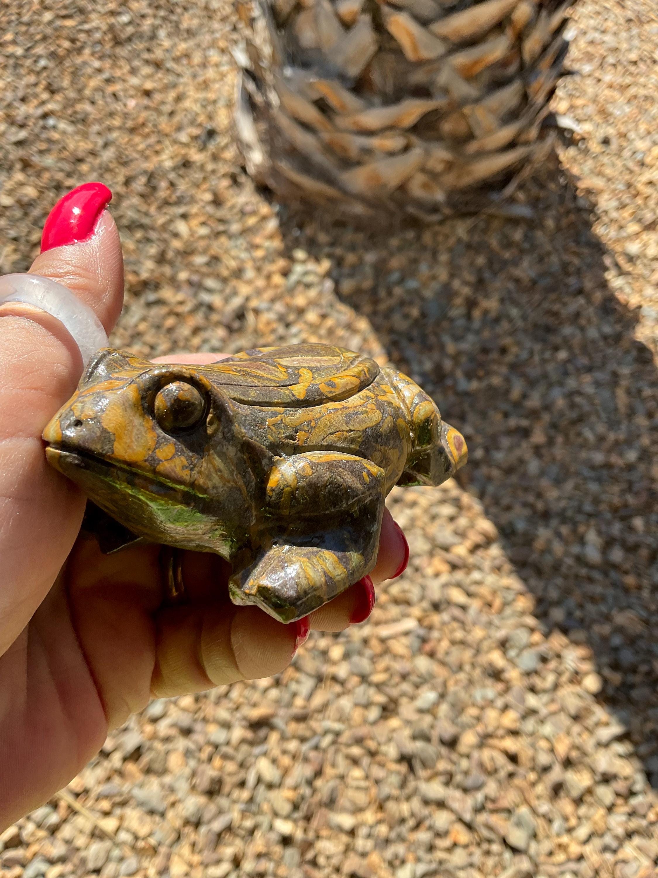 苔瑪瑙のカエル彫刻：家や庭の装飾 - Etsy 日本