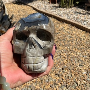 Talla de calavera de cristal de ágata volcánica con Druzy/Coleccionista de calaveras/Cráneo de ágata volcánica tallada decoración del hogar