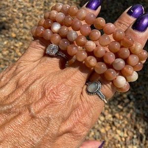 Peach Moonstone Beaded Bracelet/Peach Moonstone Jewelry