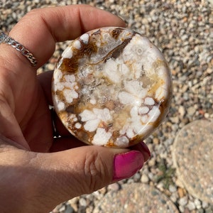 Flower Agate Crystal Bowl or trinket holder/Crystal Jewelry Holder/ Crystal Gift/Housewarming Gift
