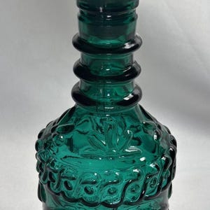 Jim Beam Vintage Emerald Green Glass Decanter 10&quot; KY DRB 230 119 2 68