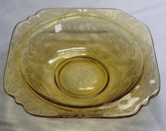Ensaladera vintage de vidrio de la Depresión Federal Madrid, color amarillo ámbar, de 18 cm