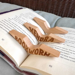 Thumb Book Holder Thumb Page Holder Book Page Reader Gift for Reading Lover Thumb Ring Hold Book Open When Reading Personalized Customized