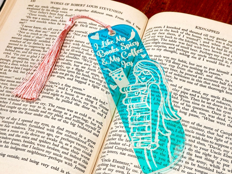 Spicy Book Reader Gift Spicy Reader of Smut Iced Coffee I like my Books Spicy and My Coffee Icy Romance Book Lover Enemies To Lovers Booktok