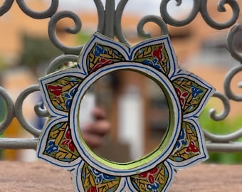 Hand-Painted Floral Mandala Mirror: Moroccan Boho Decor (19cm)