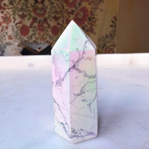 Aura Howlite Tower Point!